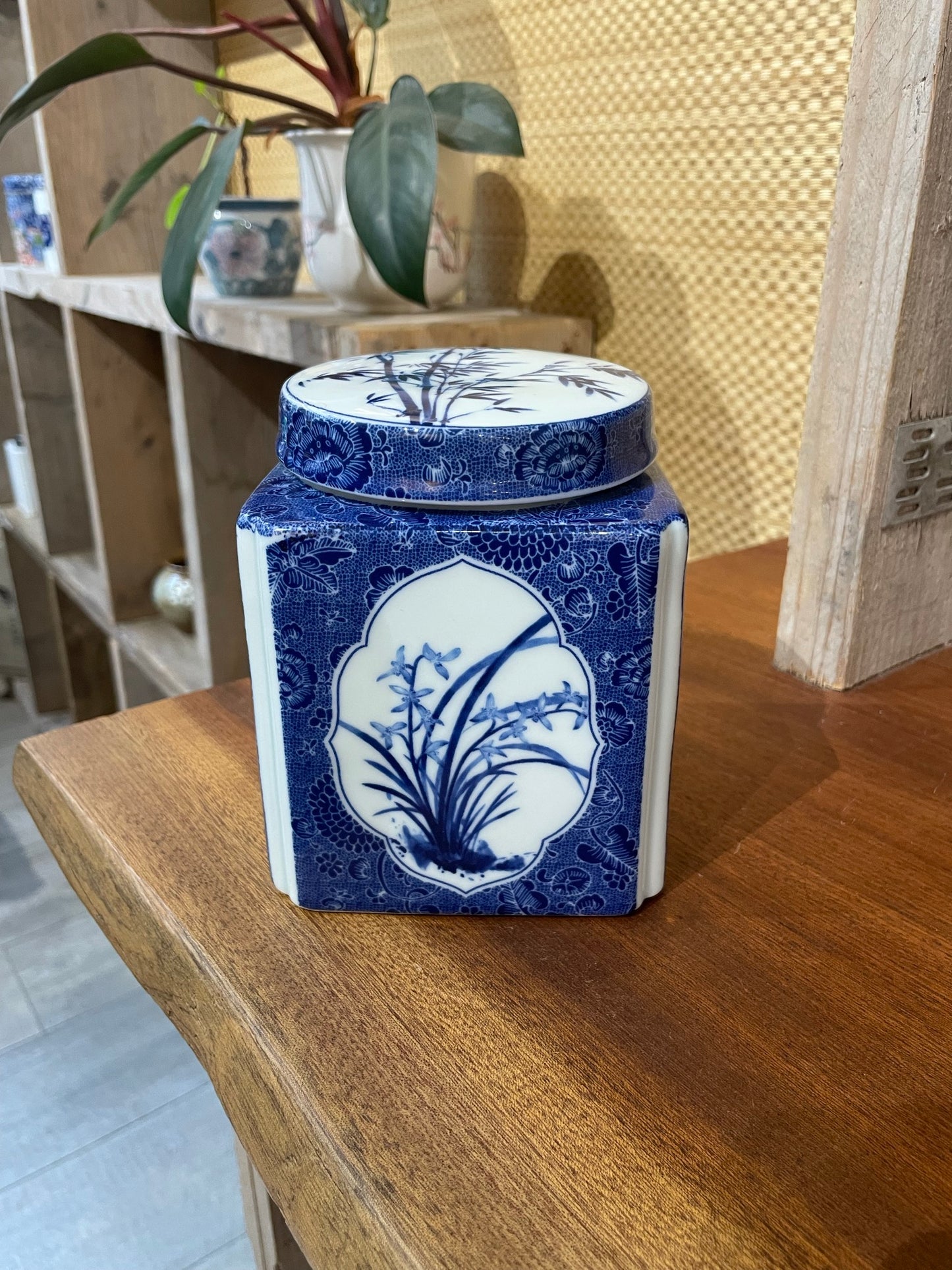 Porcelain Tea Jar
