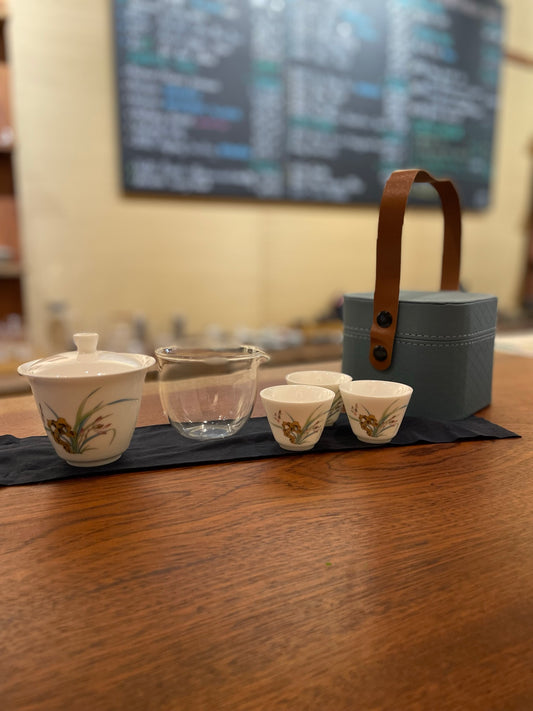 The Travel Tea Set