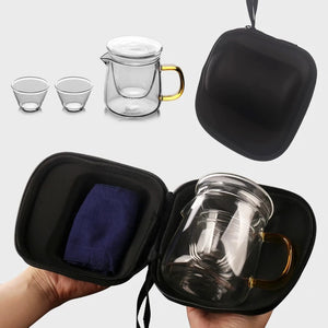 Travel set in glass
