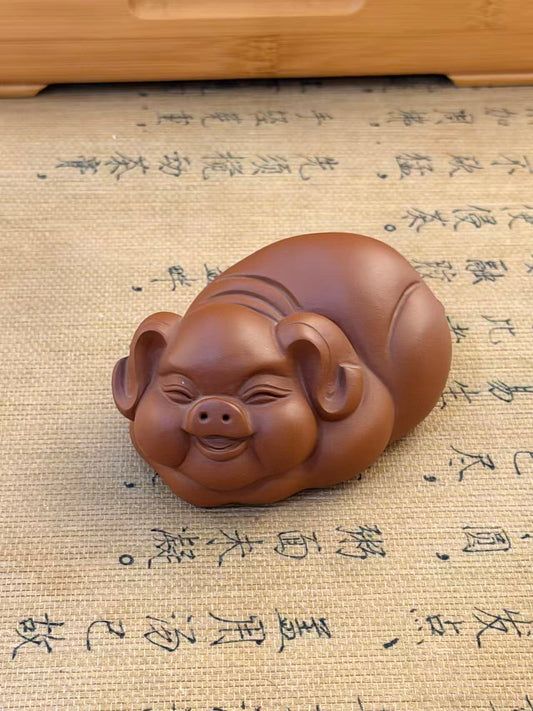 Pig Tea Pet