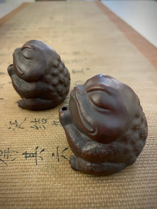 Toad as incense holder & tea pet - Dual purpose
